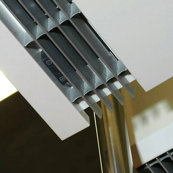 Cooled/Heated Air Curtain 